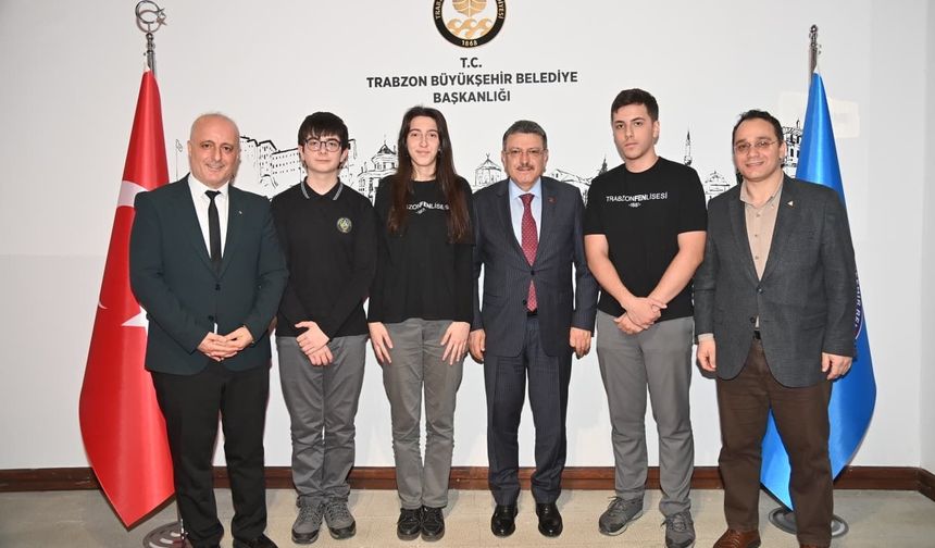 LİSELİLERİN PROJESİNE BAŞKAN GENÇ’TEN ÖVGÜ