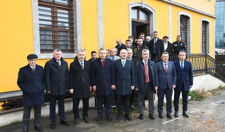 TRABZON’DAKİ TARİHİ OKUL BİNASI GENÇLİK KÜTÜPHANESİ'NE DÖNÜŞÜYOR