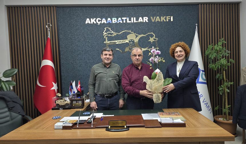 Türk Kızılayı Doğu Karadeniz Bölge Müdürü Dr.Dila Baran’dan Akçaabatlılar Vakfına Ziyaret