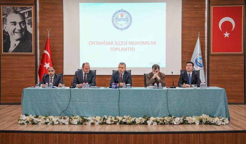 BAŞKAN KAYA MUHTARLAR TOPLANTISINDA BİRLİK VE BERABERLİK MESAJI VERDİ “HEP BİRLİKTE, UYUM İÇİNDE ÇALIŞARAK VATANDAŞLARIM