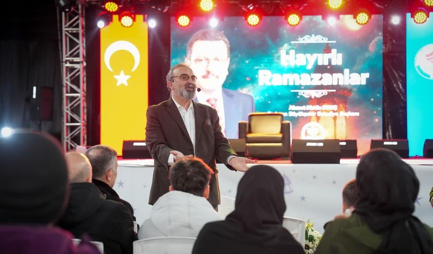 Ramazan Söyleşileri, Senai Demirci ile başladı  ORUÇ PSİKOLOJİSİ TRABZON’DA KONUŞULDU