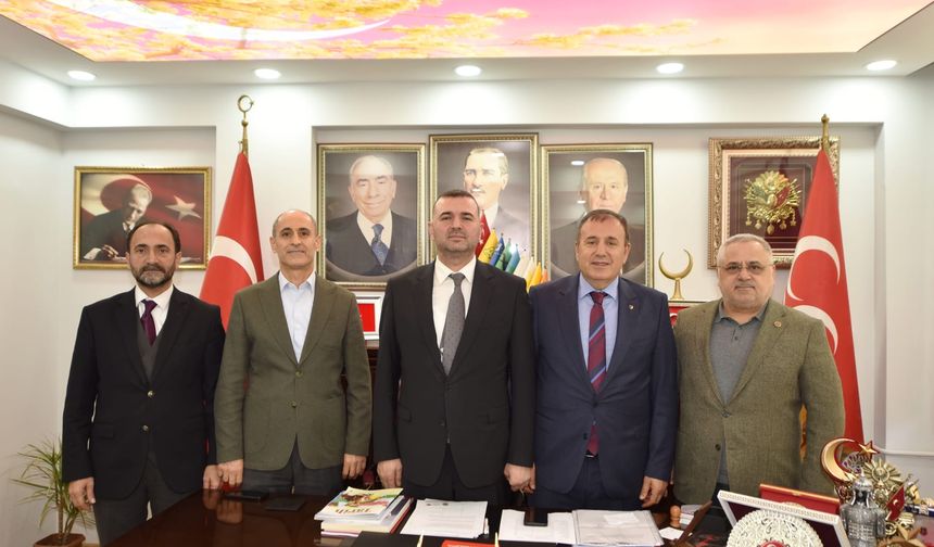 Başkan Çelebi'den MHP İl Başkanlığı'na ziyaret