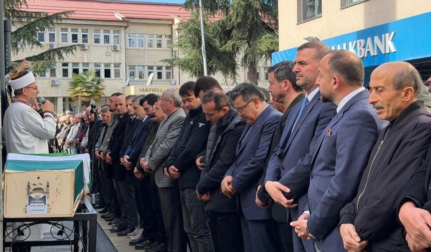 Sunay Turt Kurtal Gözyaşları Arasında Toprağa Verildi