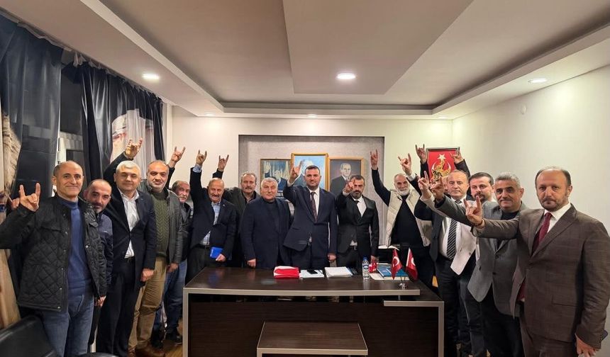 MHP Arsin’de Devir Teslim Töreni