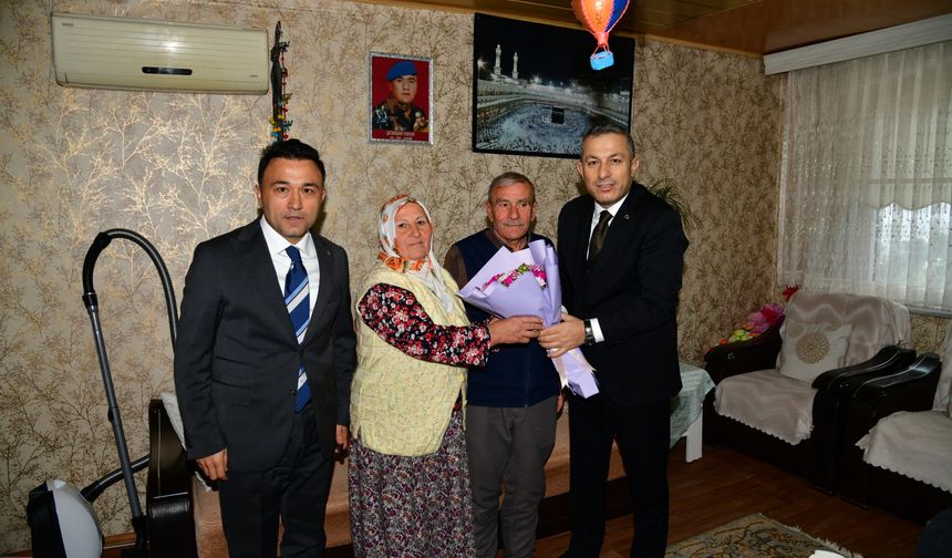 Vali Şahin Şehidimiz J.Er Gökhan Uzun'un Ailesini Ziyaret Etti