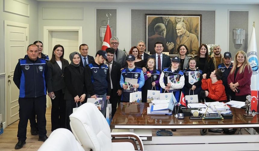 ORTAHİSAR BELEDİYESİ’NDEN DOWN SENDROMU FARKINDALIK ETKİNLİĞİ ÖZEL BİREYLER, BELEDİYE ÇALIŞMALARINA KATILDI, “BİZ DE VAR