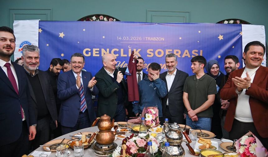 AK PARTİ TRABZON’DA RAMAZAN COŞKUSU