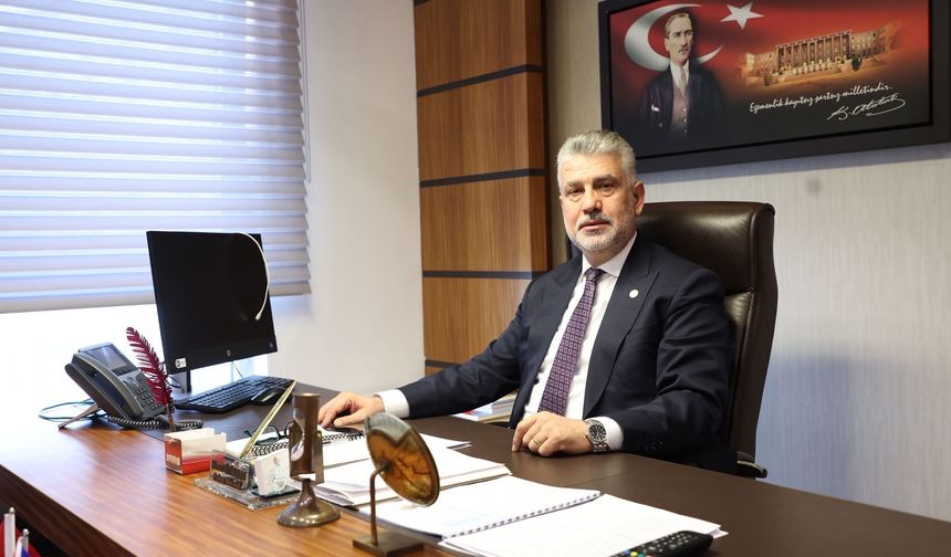 AK Parti Trabzon Milletvekili Yılmaz Büyükaydın’dan İstiklal Marşı’nın Kabul Yıl Dönümü Mesajı