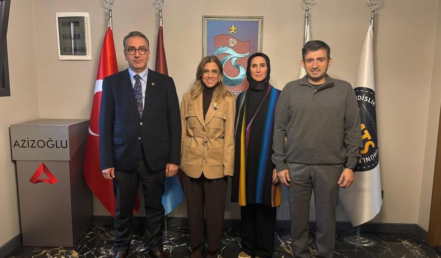 Selçuk Bayraktar ve Eşi Sümeyye Erdoğan Bayraktar Sürmene’de