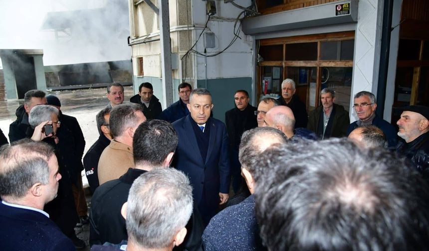 Vali Şahin Cırav Fındık Fabrikasında İnceleme Yaptı