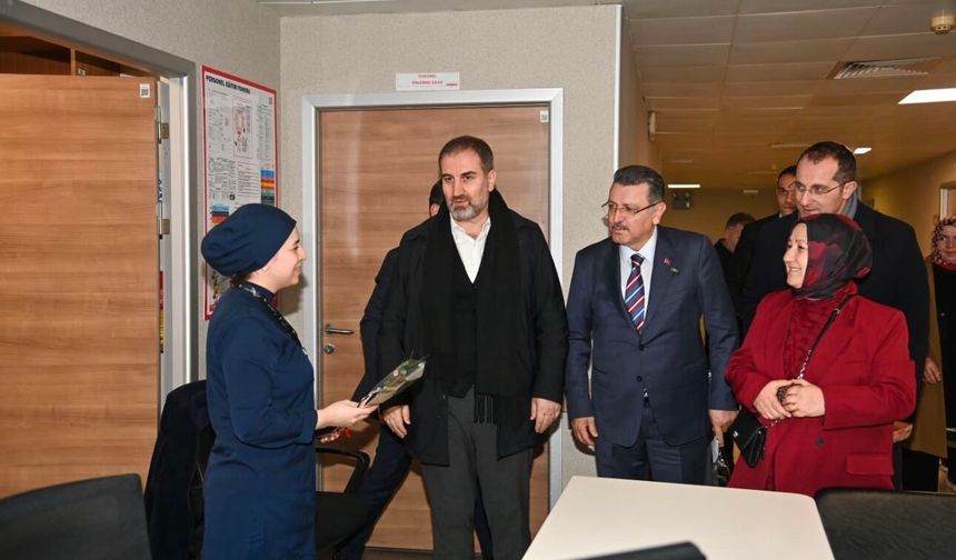 BAŞKAN GENÇ’TEN SAĞLIK ÇALIŞANLARINA TIP BAYRAMI ZİYARETİ