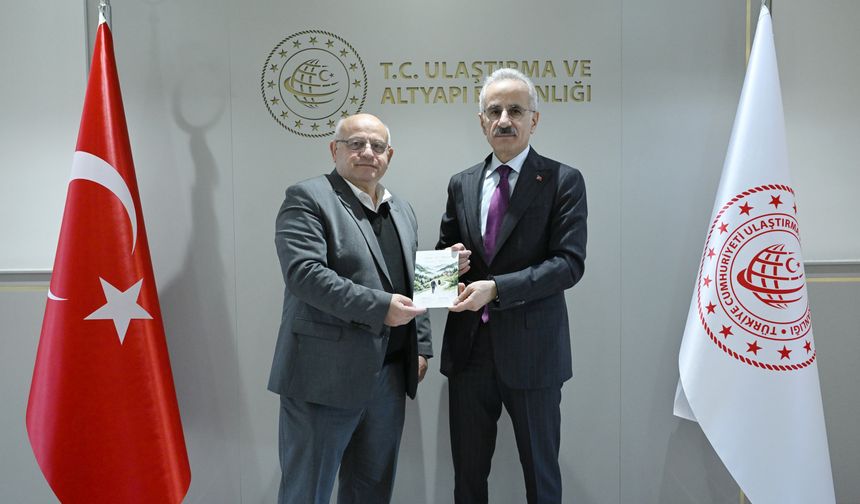 Bakan Uraloğlu Trabzon Heyetini Kabul Etti