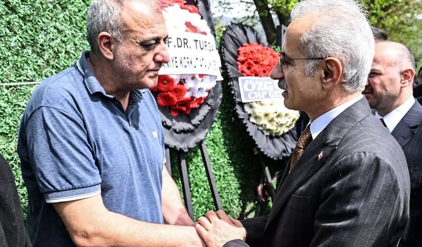 BAKAN URALOĞLU, OKUL SALDIRISINDA HAYATINI KAYBEDEN ADNAN GÖKTÜRK YEŞİL’İN CENAZE TÖRENİNE KATILDI