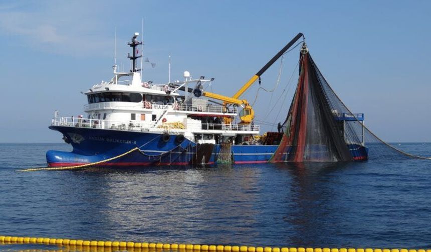 15 NİSAN İTİBARİYLE BALIKÇILIKTA GENEL AV YASAĞI BAŞLADI