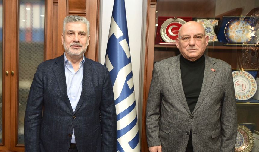 AK Parti Trabzon Milletvekili Yılmaz Büyükaydın, Trabzon Esnaf ve Sanatkârlar Odası Başkanı Metin Kara ve yönetimini ziy