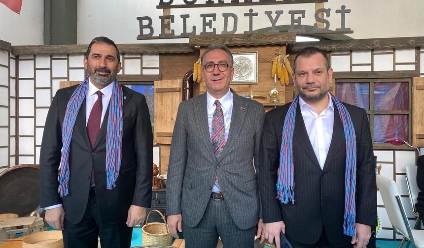 Ankara’da Sürmene Standına Yoğun İlgi