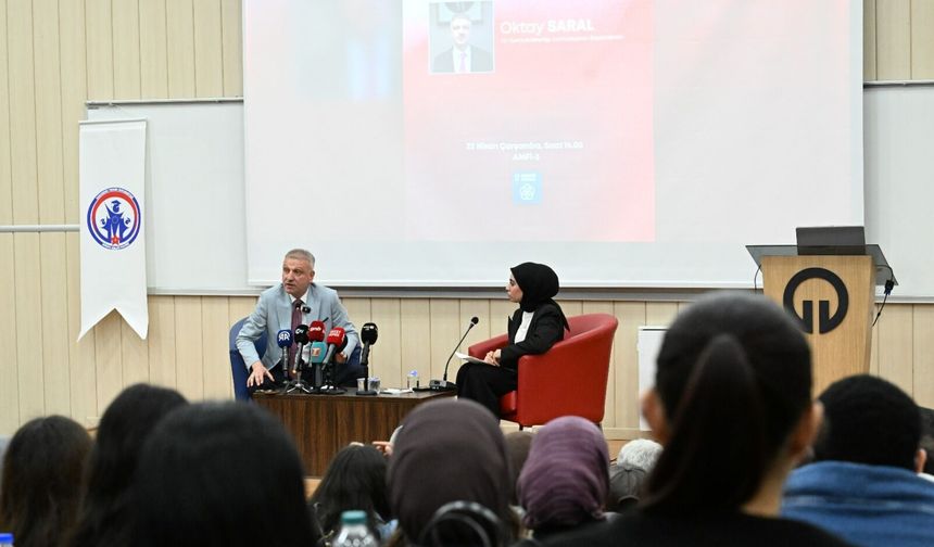 Cumhurbaşkanı Başdanışmanı Saral, KTÜ’de Öğrencilerle Buluştu