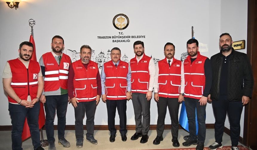 Türk Kızılay Ortahisar Şubesi’nden Başkan Genç’e Ziyaret