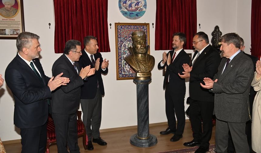 Kanuni Sultan Süleyman anıldı  BAŞKAN GENÇ: BÜYÜK MİRASIN SAHİBİYİZ