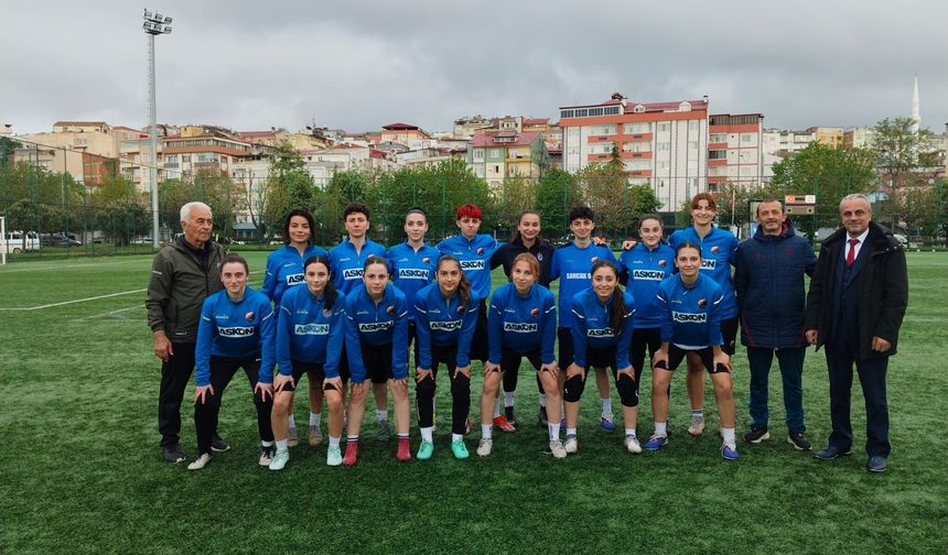 Kız Çocuklarının Hayallerine Destek: Trabzon Kardelenspor 2. Lig Yolunda Emin Adımlarla İlerliyor