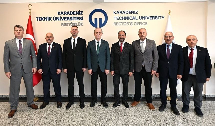 Milliyetçi Hareket Partisi (MHP) Heyeti, KTÜ Rektörü’nü Ziyaret Etti