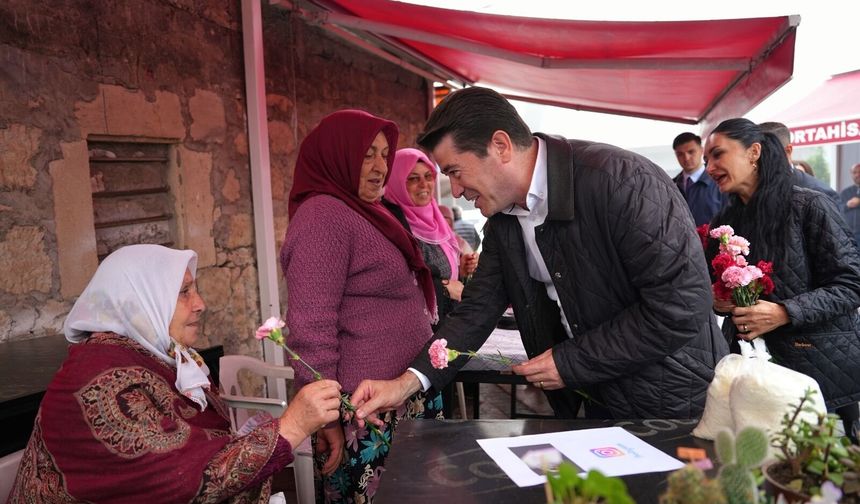 BAŞKAN KAYA, ANNELER GÜNÜ’NÜ KUTLADI
