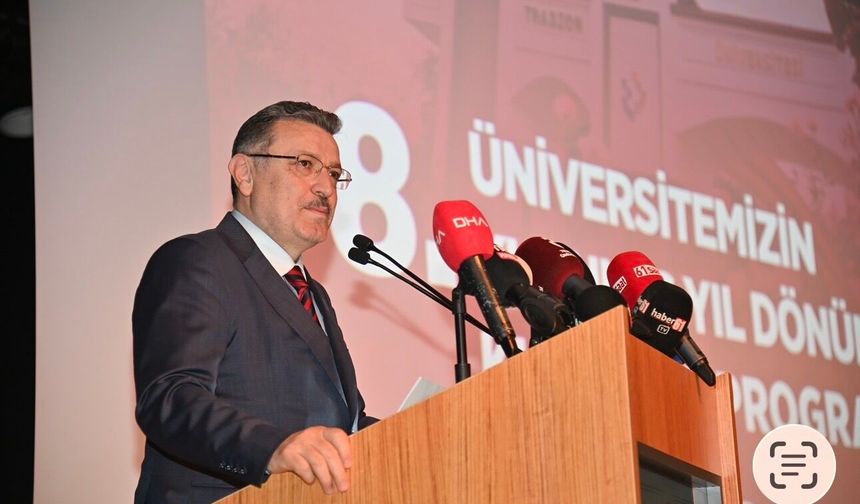BAŞKAN GENÇ: ÜNİVERSİTELERİMİZ GURUR KAYNAĞIMIZ