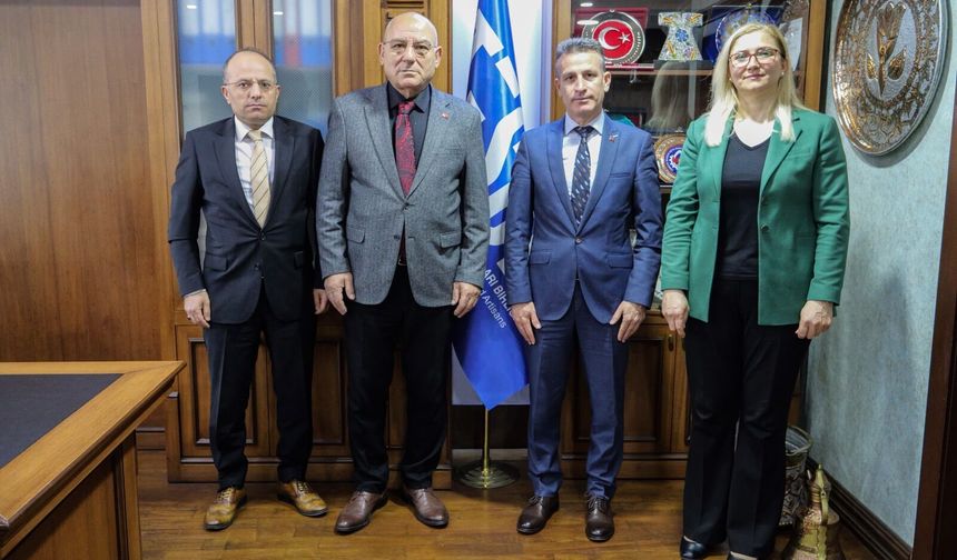 Defterdar Yaşar'dan TESOB'a hayırlı olsun ziyareti