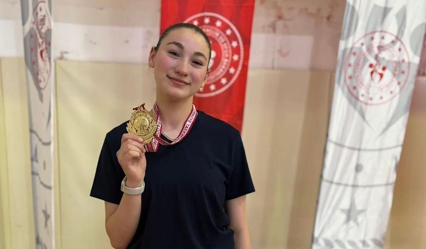 BÜYÜKŞEHİR’İN SPORCULARINDAN ÇANAKKALE’DE GURURLANDIRAN BAŞARI