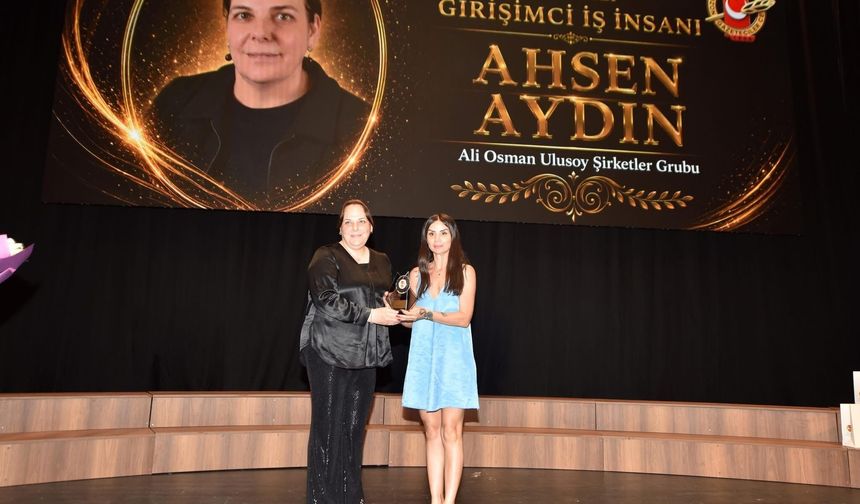 TGC’nin Yılın Girişimci İş İnsanı ödülünü Bakın Kimler Aldı