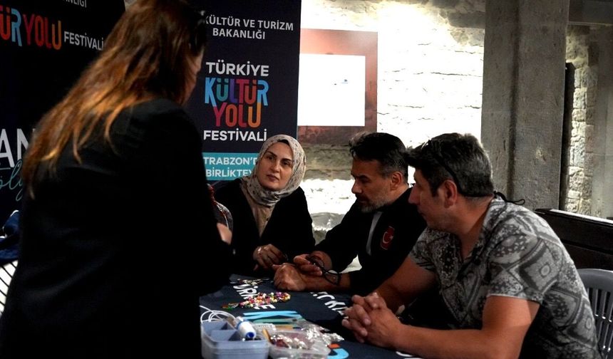 TRABZON KÜLTÜR YOLU FESTİVALİ DOKUZ GÜNLÜK MARATONUN ARDINDAN RENKLİ BİR FİNALLE SONA ERDİ