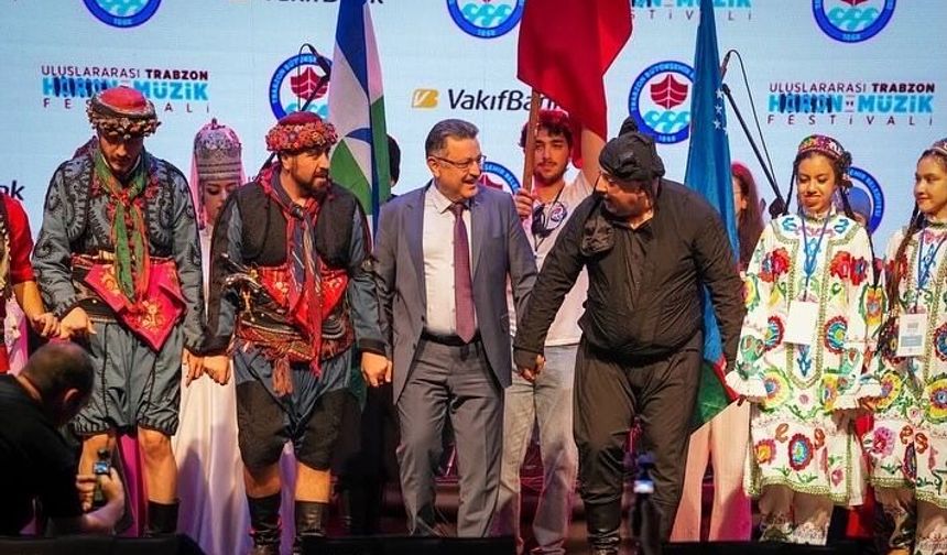 15 ÜLKEDEN 650 HALK OYUNCUSU TRABZON'DA BULUŞACAK