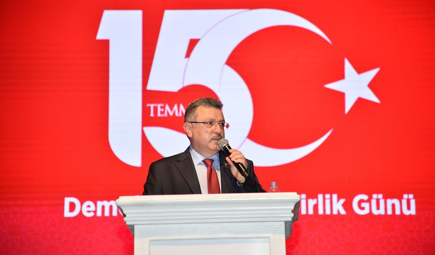 Trabzon Büyükşehir Belediye Başkanı Ahmet Metin Genç:  "15 TEMMUZ, KUTLU BİR DİRİLİŞİN ADIDIR"