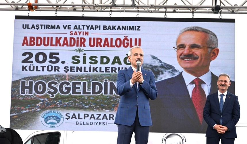 Ulaştırma ve Altyapı Bakanı Abdulkadir Uraloğlu Sis Dağı Şenliklerinde Konuştu