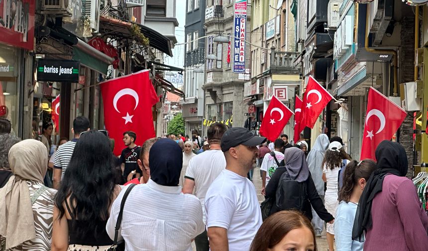 En Düşük Emekli Aylığı Belli Oldu; Emeklilerin Beklediği Düzenleme Komisyondan Geçti