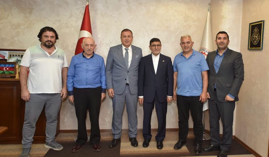 İran Başkonsolosu Mohebbati'den TTSO'ya veda ziyareti