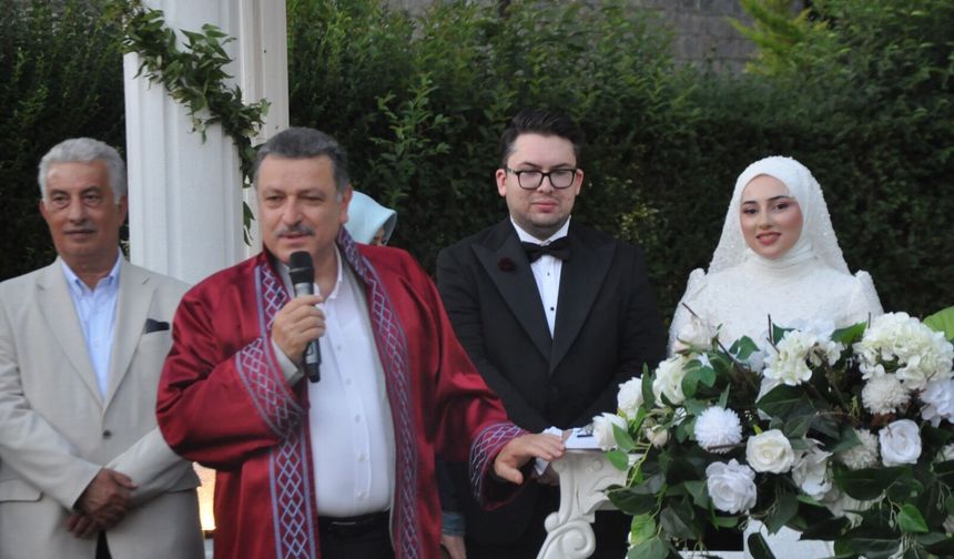 Elif Turan İle Orhan Ağırman Mutluluğa Yelken Açtı