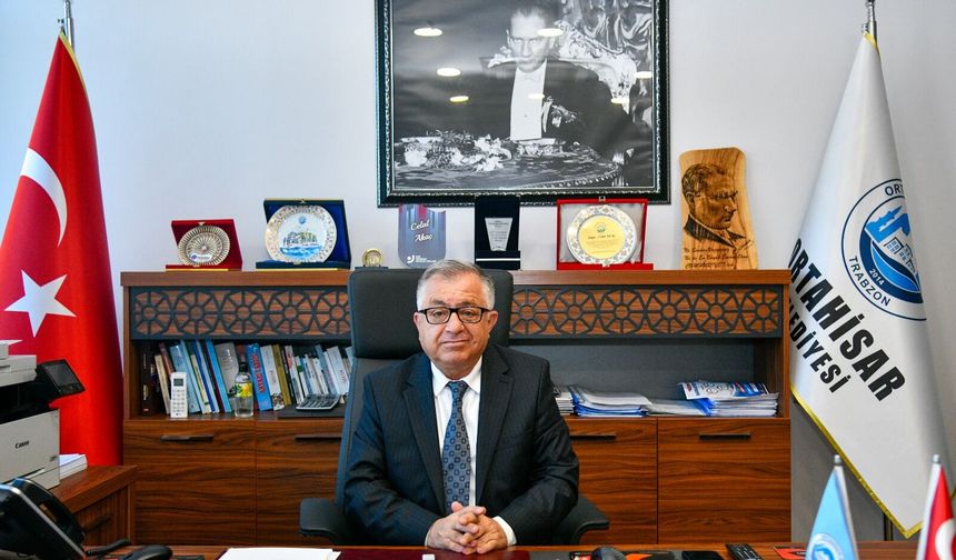 BAŞKAN YARDIMCISI AKAÇ: “ÇEBİ’Yİ, SORUMLU BİR SİYASETÇİ GİBİ DAVRANMAYA DAVET EDİYORUM”