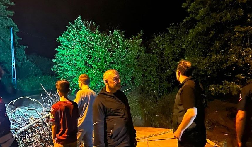 Arsin’de Aşırı Yağış Sonrası Ekipler Seferber Oldu