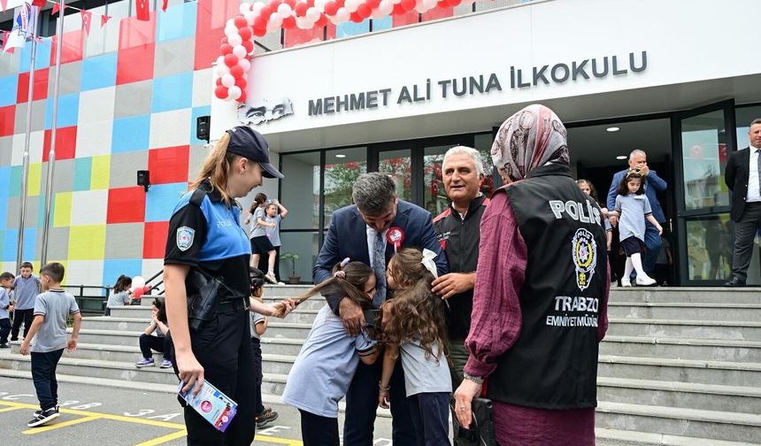 Trabzon’da okul çevreleri mercek altında!Güven Timleri Görev Başında