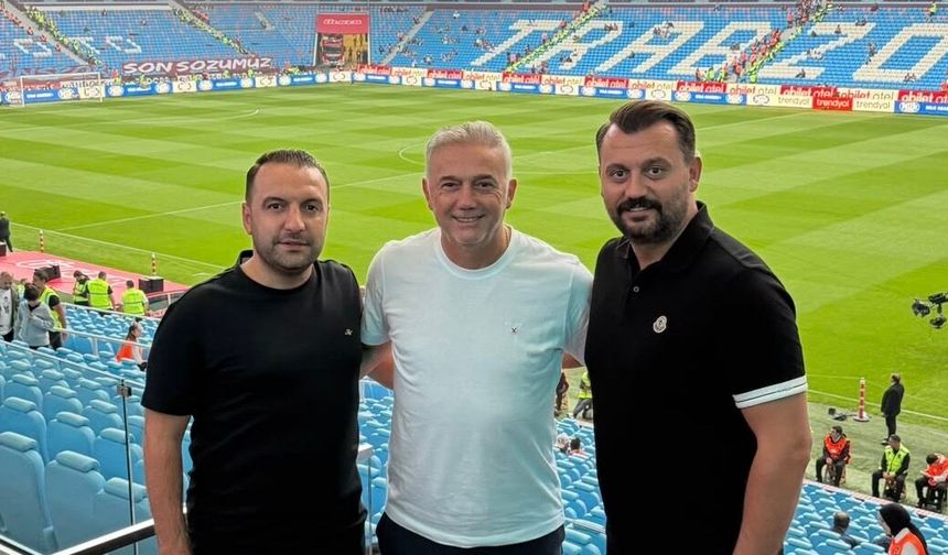 Sadakat Böyle Olur: Hami Mandıralı TS - GS Derbisinde Takımını Yalnız Bırakmadı
