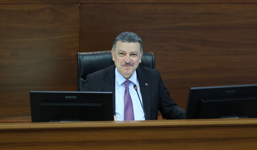 Başkan Genç “Raylı Sistem için hedefi açıkladı”