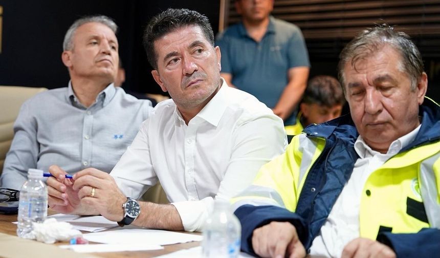 ORTAHİSAR BELEDİYESİ, YAĞIŞTAN ETKİLENEN BÖLGELERDE YOĞUN ÇALIŞMALAR YÜRÜTÜYOR