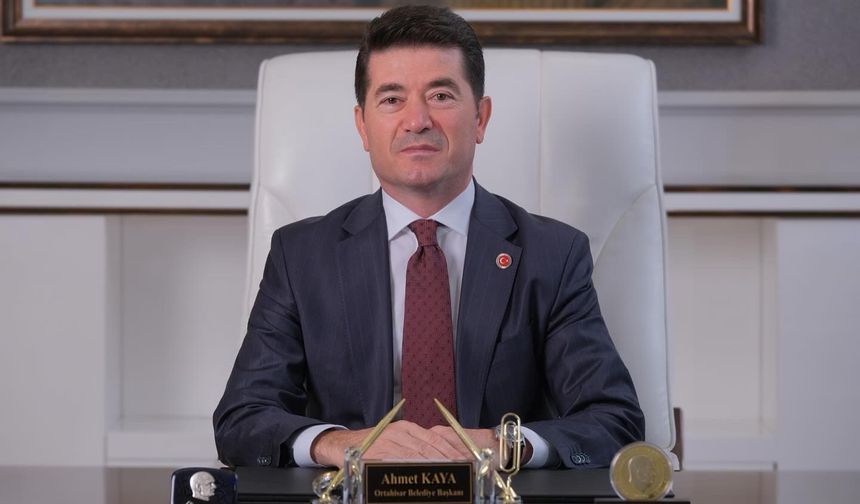 BAŞKAN KAYA: “ORTAHİSAR’IMIZI MUHTARLARIMIZLA DAHA GÜZEL BİR GELECEĞE TAŞIYACAĞIZ” Belediye Başkanı Ahmet Kaya, 19 Ekim