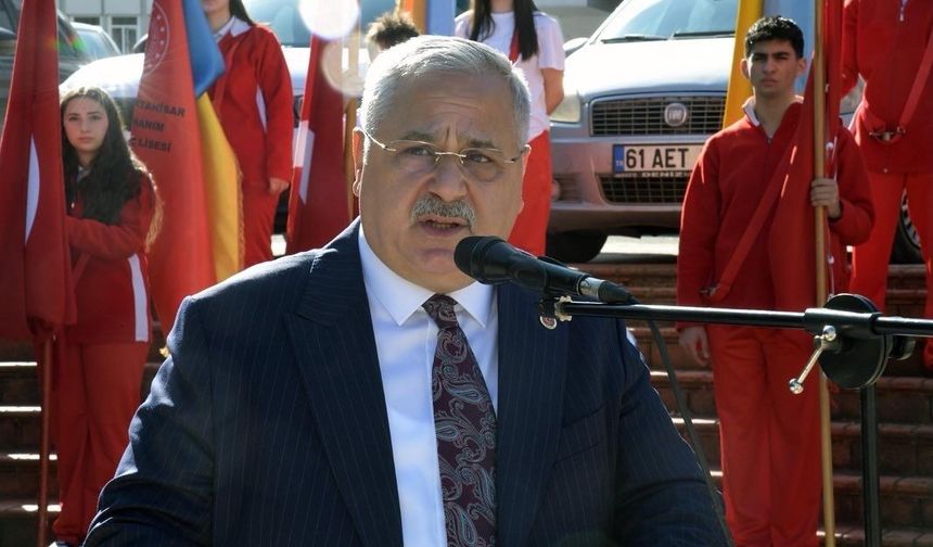 AKTÜRK: “MUHTARLAR DEMOKRASİMİZİN TEMEL TAŞLARIDIR
