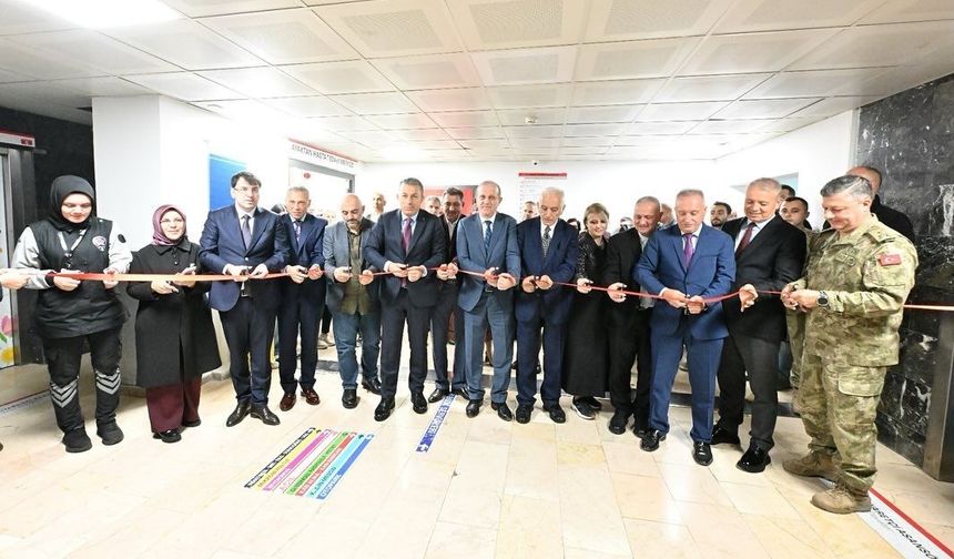 KTÜ Farabi Hastanesi’nde 53 Yatak Kapasiteli Ayaktan Günübirlik Tedavi Ünitesi Hizmete Açıldı