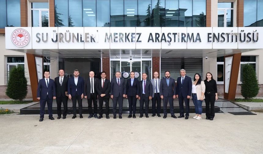 Başkan Genç'ten Su Ürünleri Araştırma Enstitüsü'ne övgü:  "MERKEZİN TRABZON’DA OLMASI ÇOK KIYMETLİ"