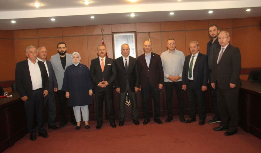Yomra ve Vakfıkebir Belediye Başkanlarından TTB’ye Tebrik Ziyareti