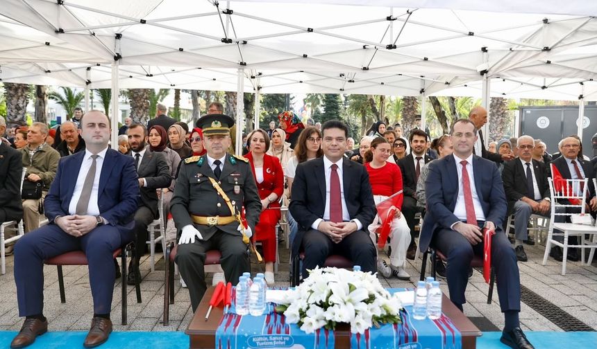 AKÇAABAT’TA CUMHURİYET BAYRAMI DOLU DOLU ETKİNLİKLERLE KUTLANDI