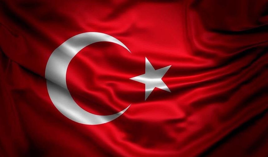 ŞEHİDİN VAR TÜRKİYE’M